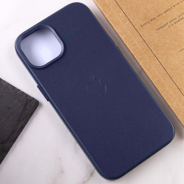 Шкіряний чохол Leather Case (AA Plus) with MagSafe для Apple iPhone 12 Pro / 12 (6.1") Violet Шкіряний чохол Leather Case (AA Plus) with MagSafe для Apple iPhone 12 Pro / 12 (6.1") Violet